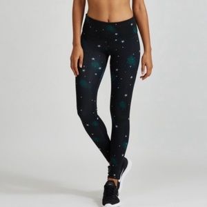 New with out tags Noli yoga pants small